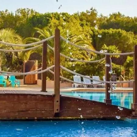 Chalets Met Buitenkeuken Op Camping Lei Suves - Joycasa Roquebrune-sur Argens Extérieur photo