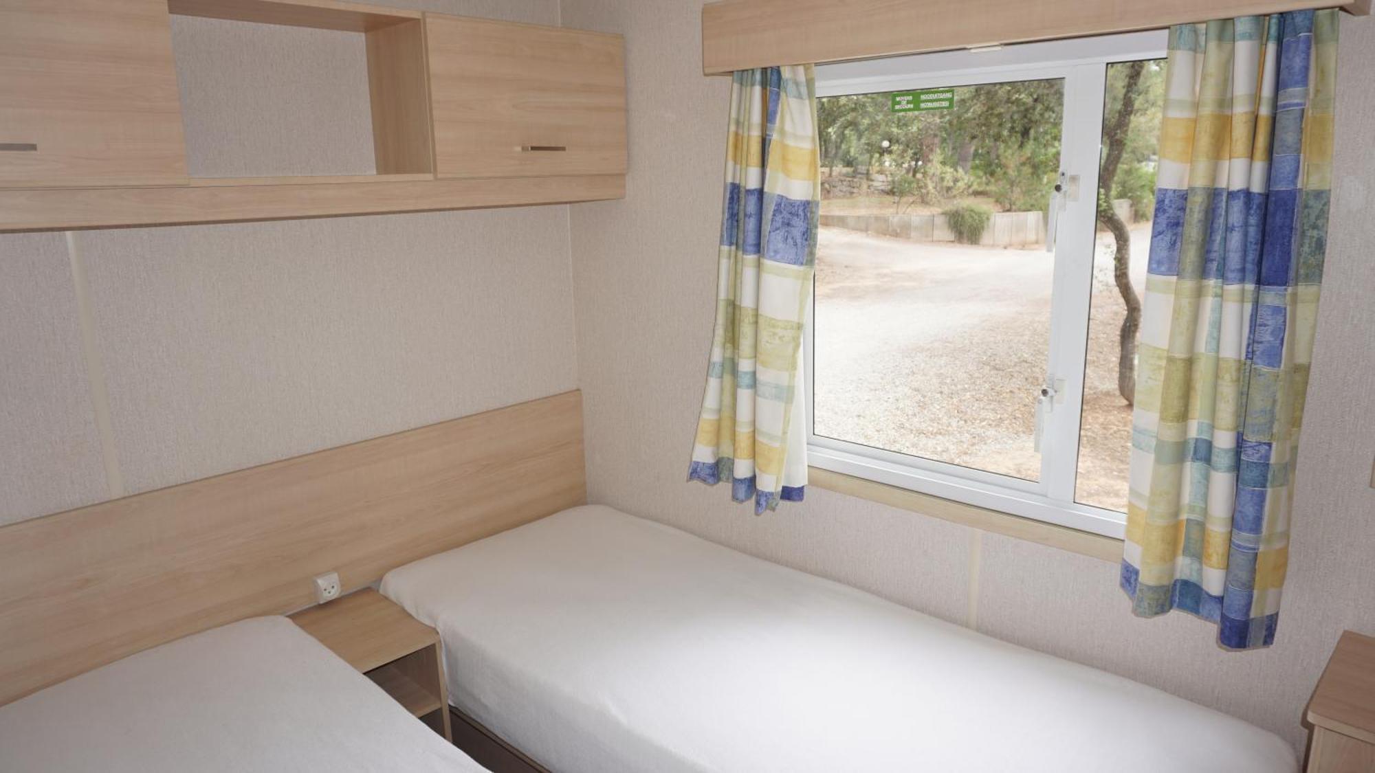 Chalets Met Buitenkeuken Op Camping Lei Suves - Joycasa Roquebrune-sur Argens Chambre photo