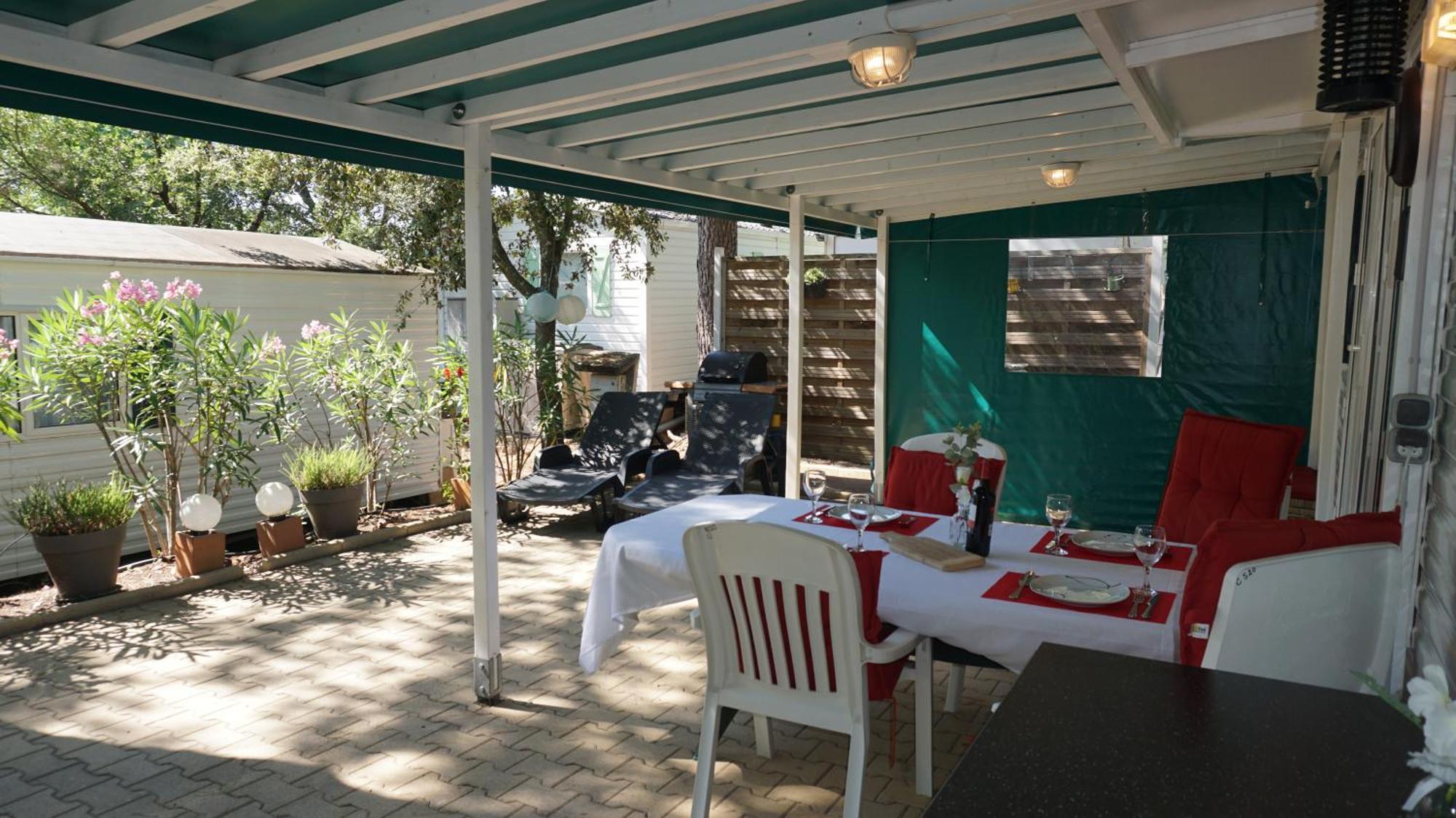 Chalets Met Buitenkeuken Op Camping Lei Suves - Joycasa Roquebrune-sur Argens Chambre photo